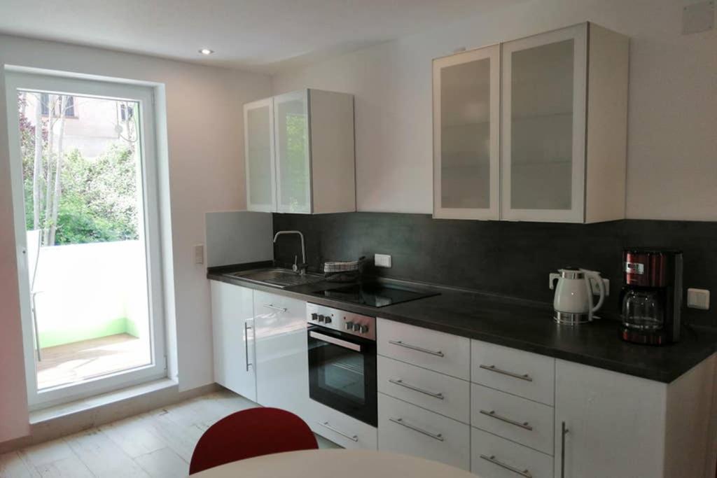 Helle Stilvolle Wohnung, Nahe Stadtzentrum Saarbrücken Buitenkant foto